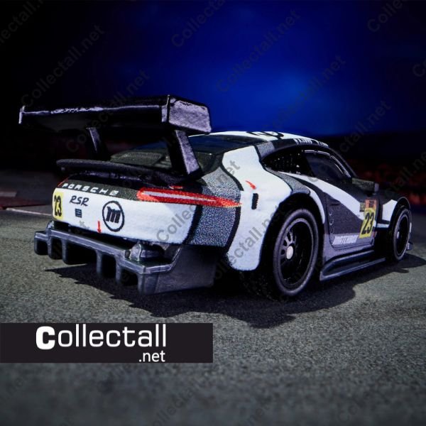 Porsche 911 RSR